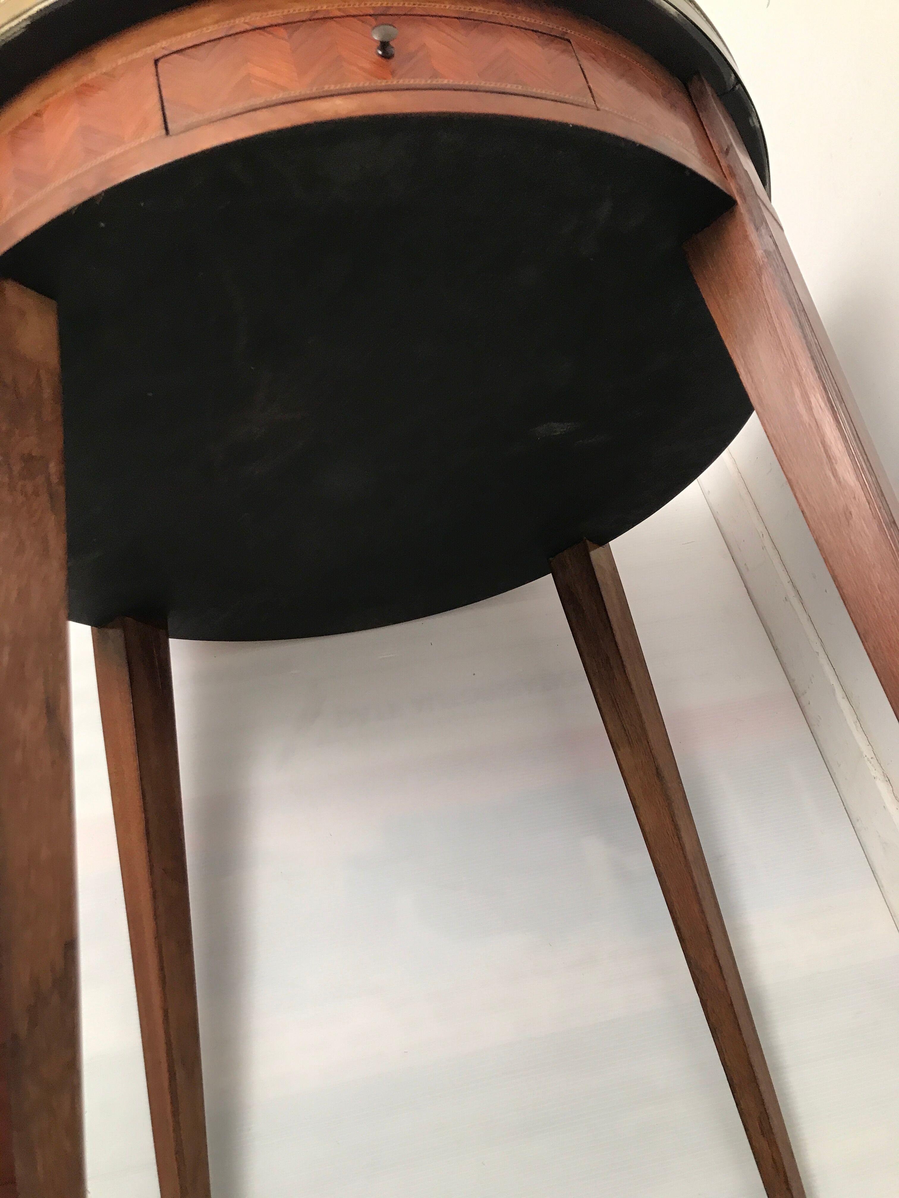 Table in wood, pink breo marble Louis XVI style