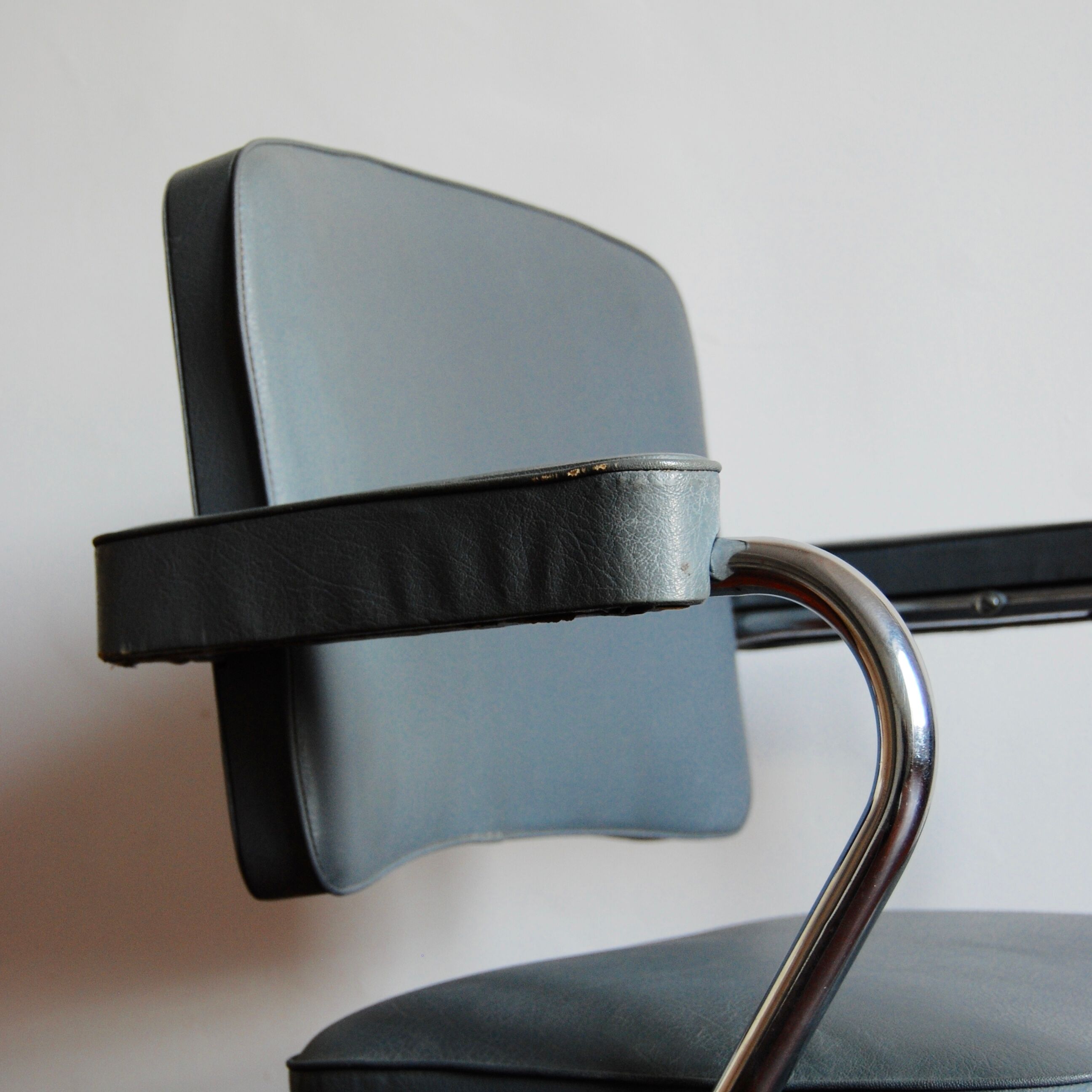 Administrative Chair grey