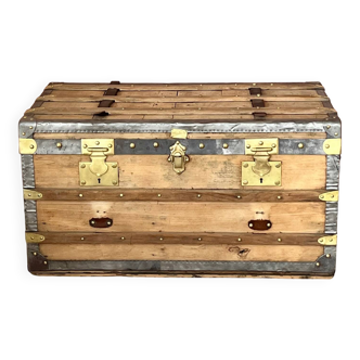Wooden trunk