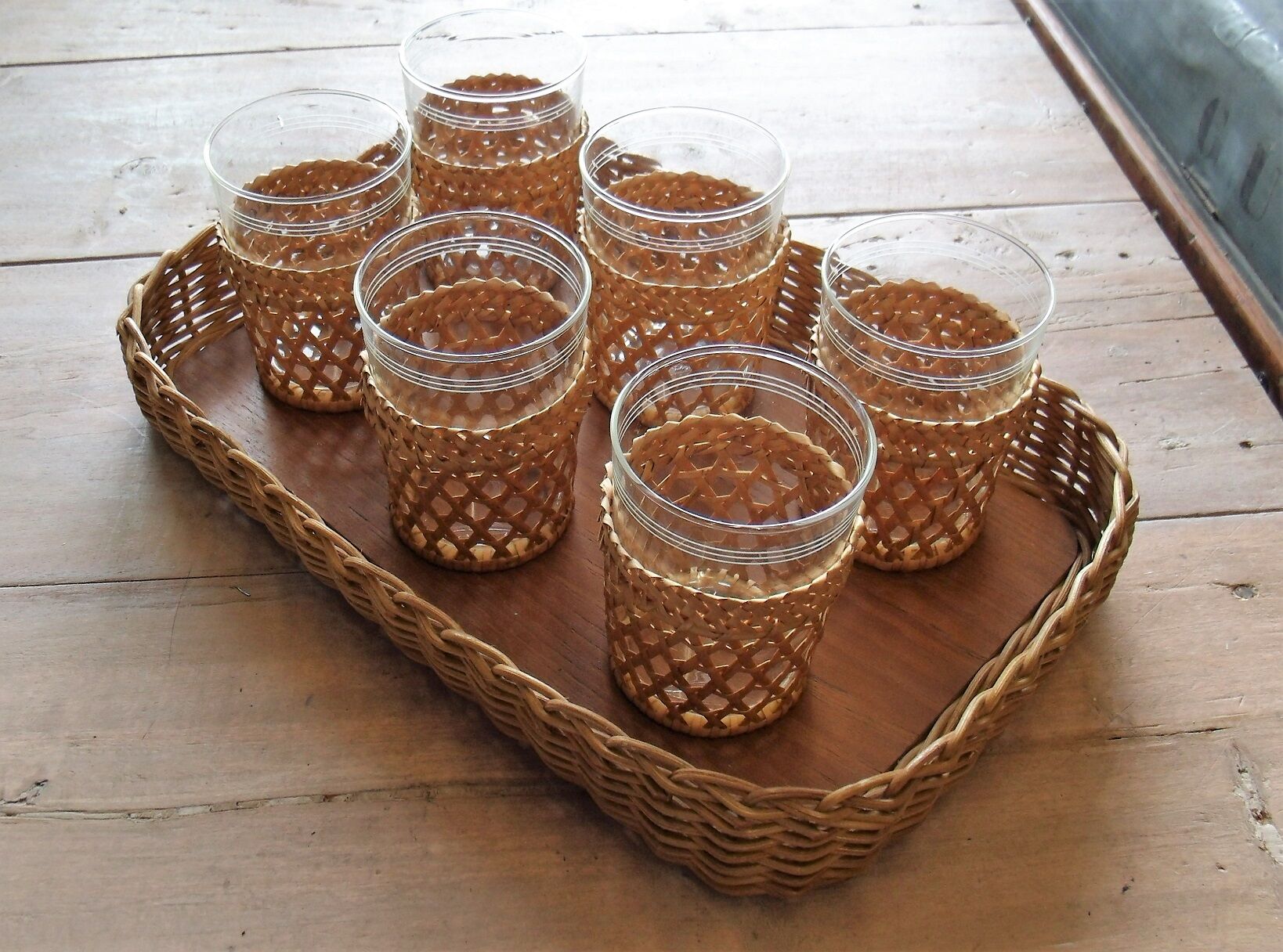 1950 rattan tray and drinks service