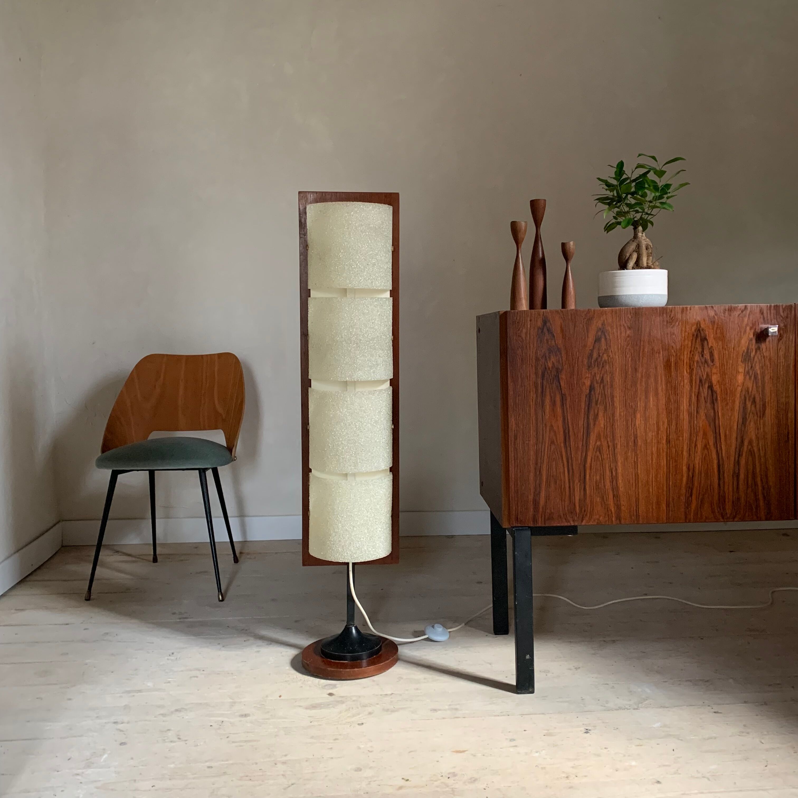 Totem floor lamp in teak and vintage perspex