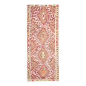 Tapis coureur vintage turc Oushak fait main en laine et coton rose des années 1970 157x374