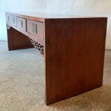 Chinese bass console