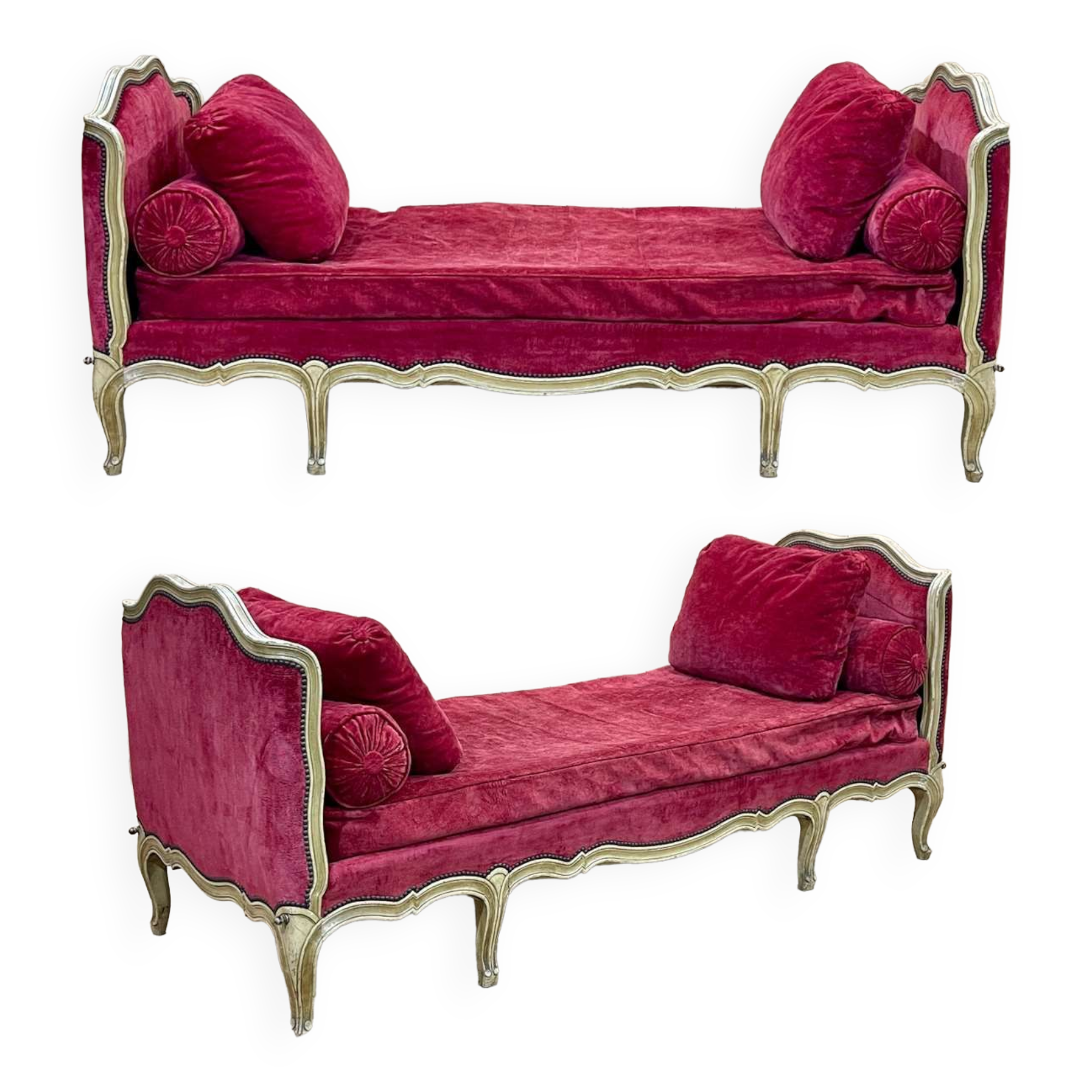 Louis XV style daybed in painted wood and covered with a red velvet
