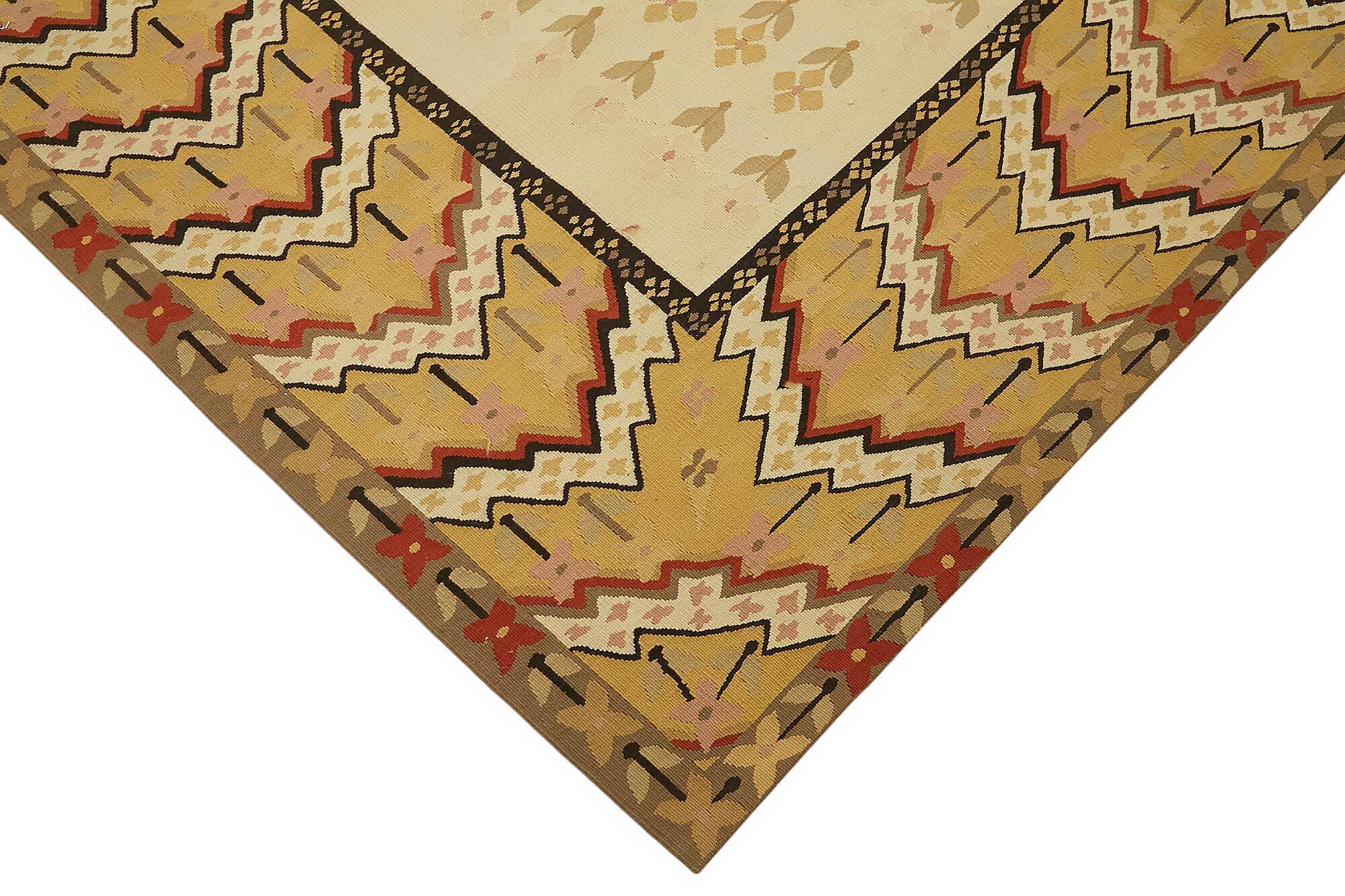 Handmade European Vintage Aubusson Kilim 267 cm x 384 cm