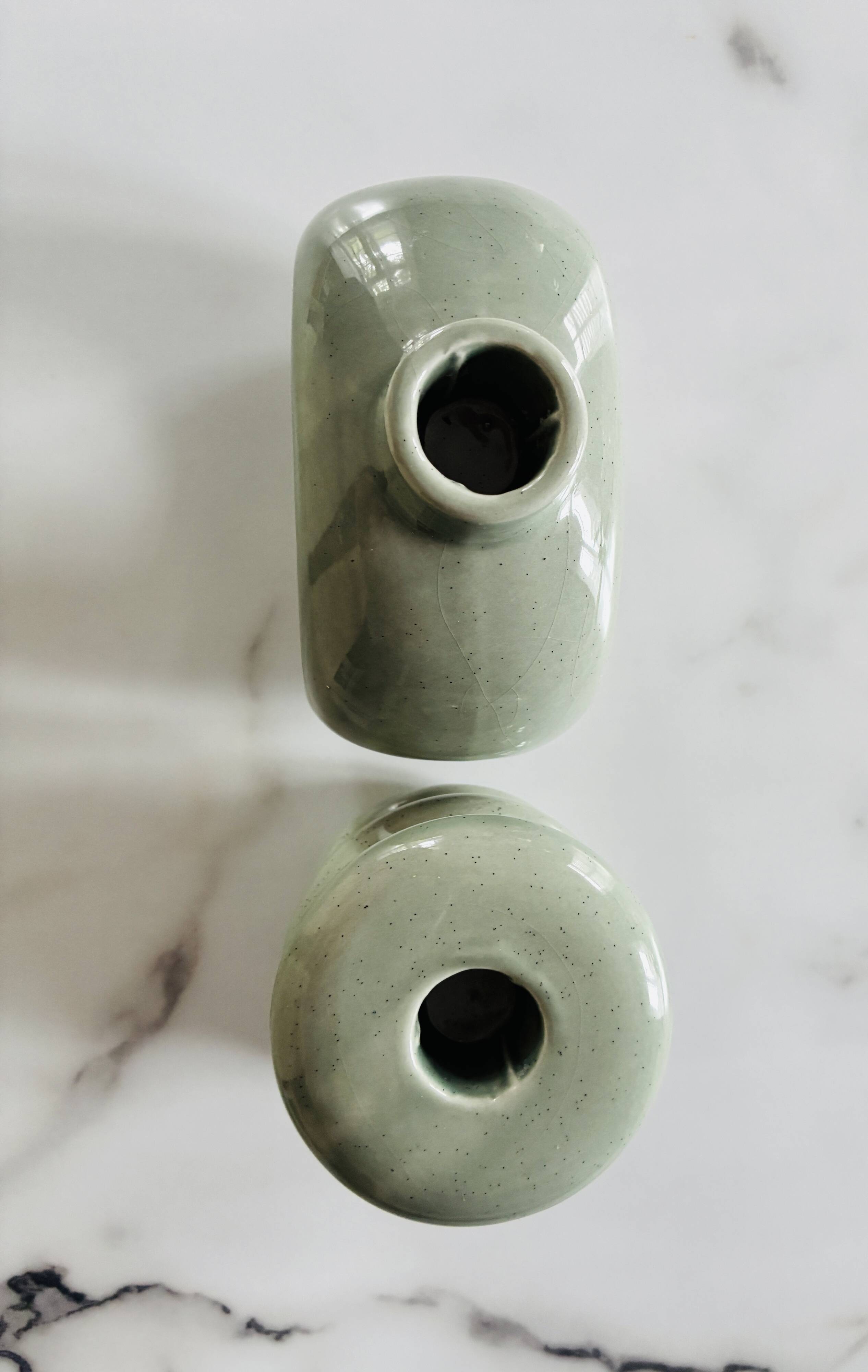 Set of 2 minimalist ceramic candle holders