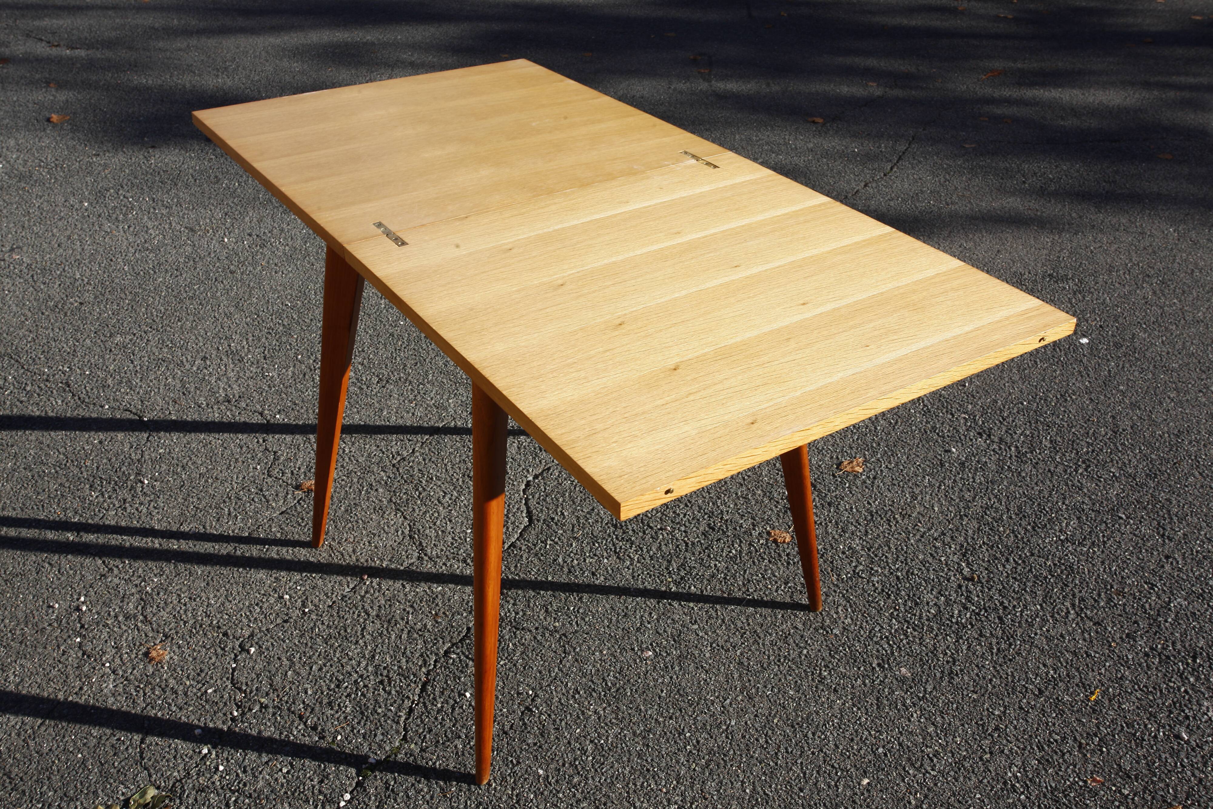 Extensible table