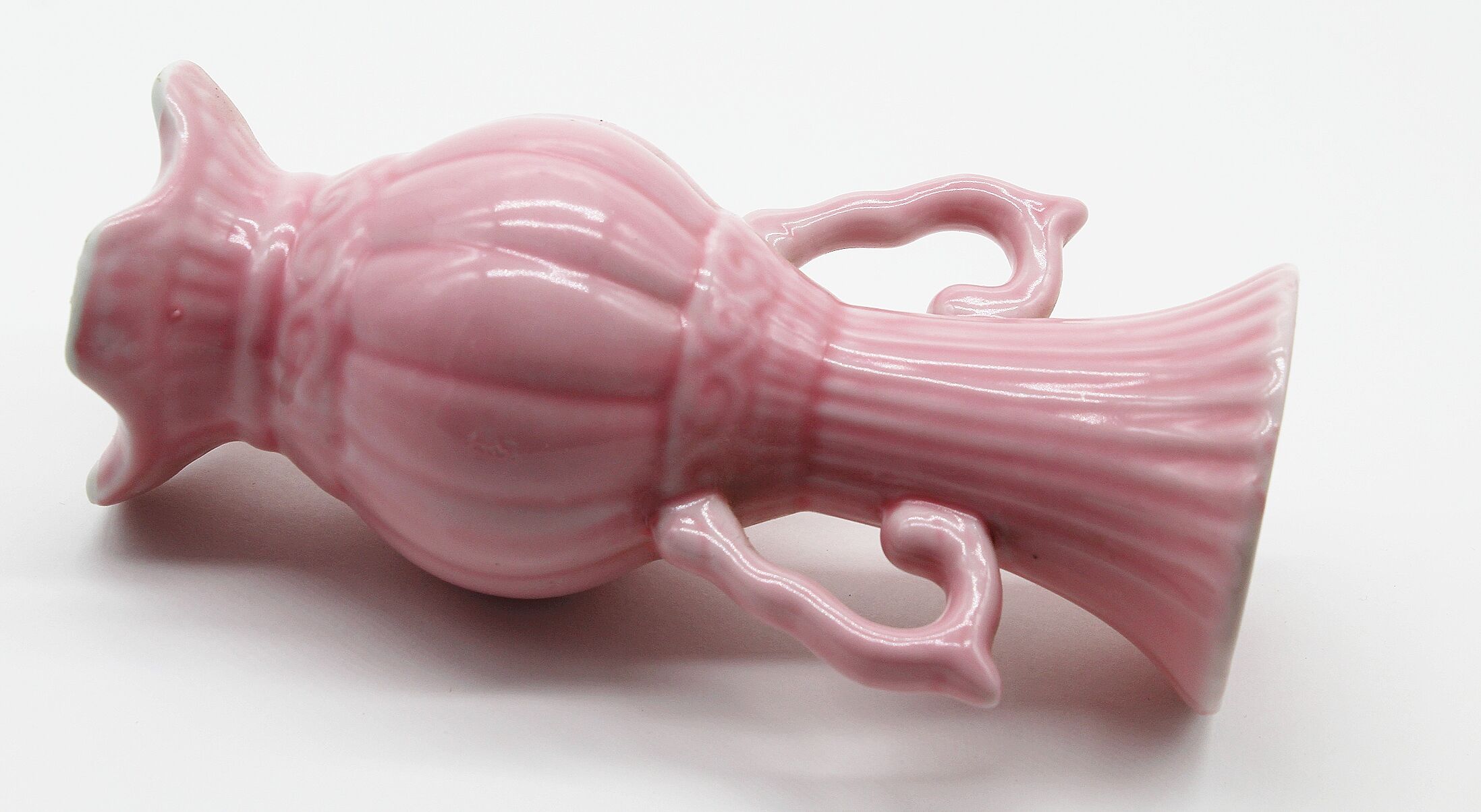 Small pink vase in vintage ceramic