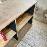 Double-sided counter with XL oak compartments