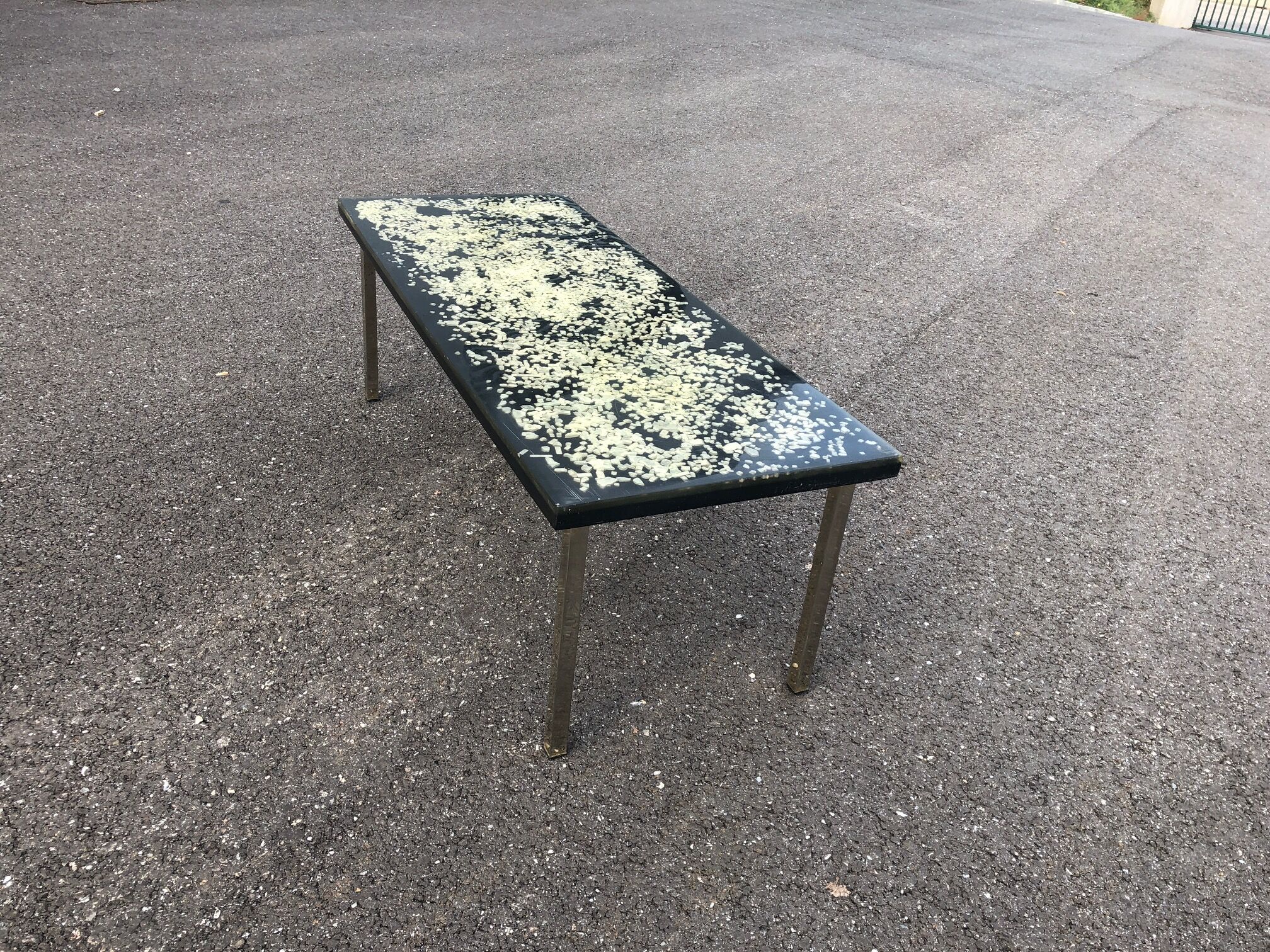 Table in resin Pierre Giraudon