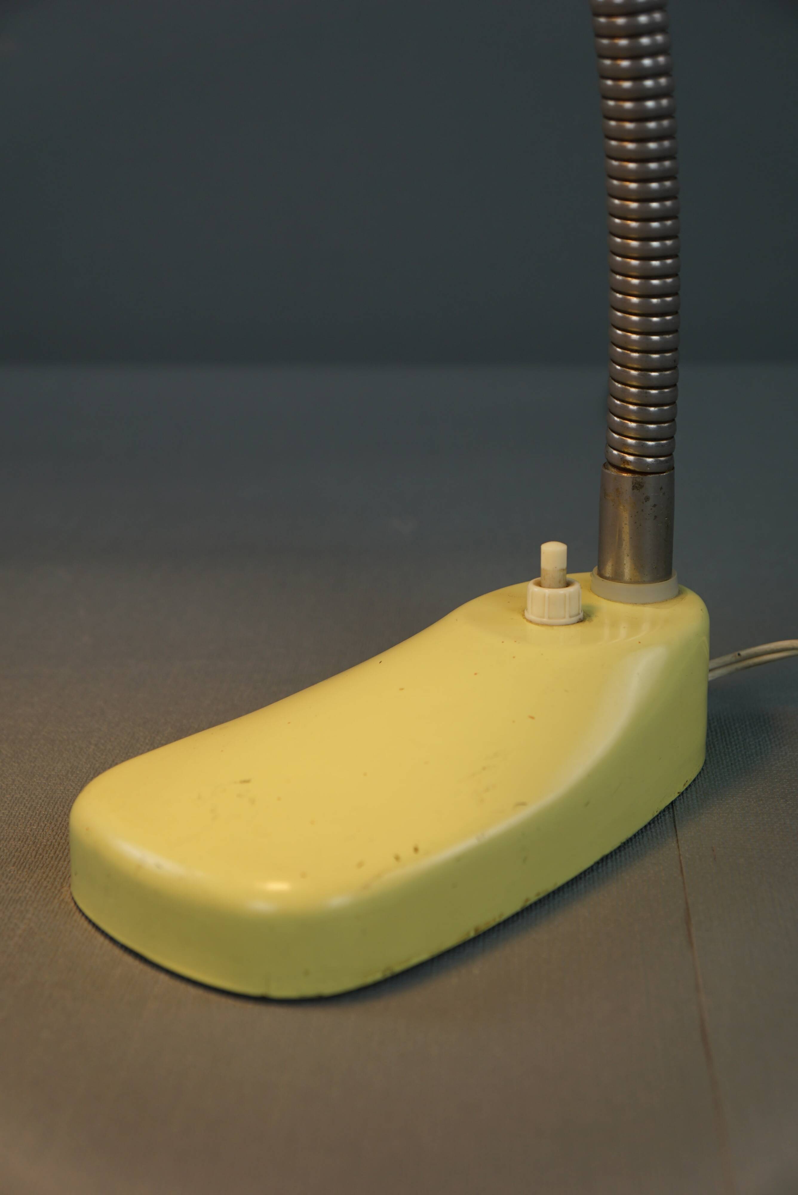 Yellow metal vintage 1960s design lamp/desk lamp