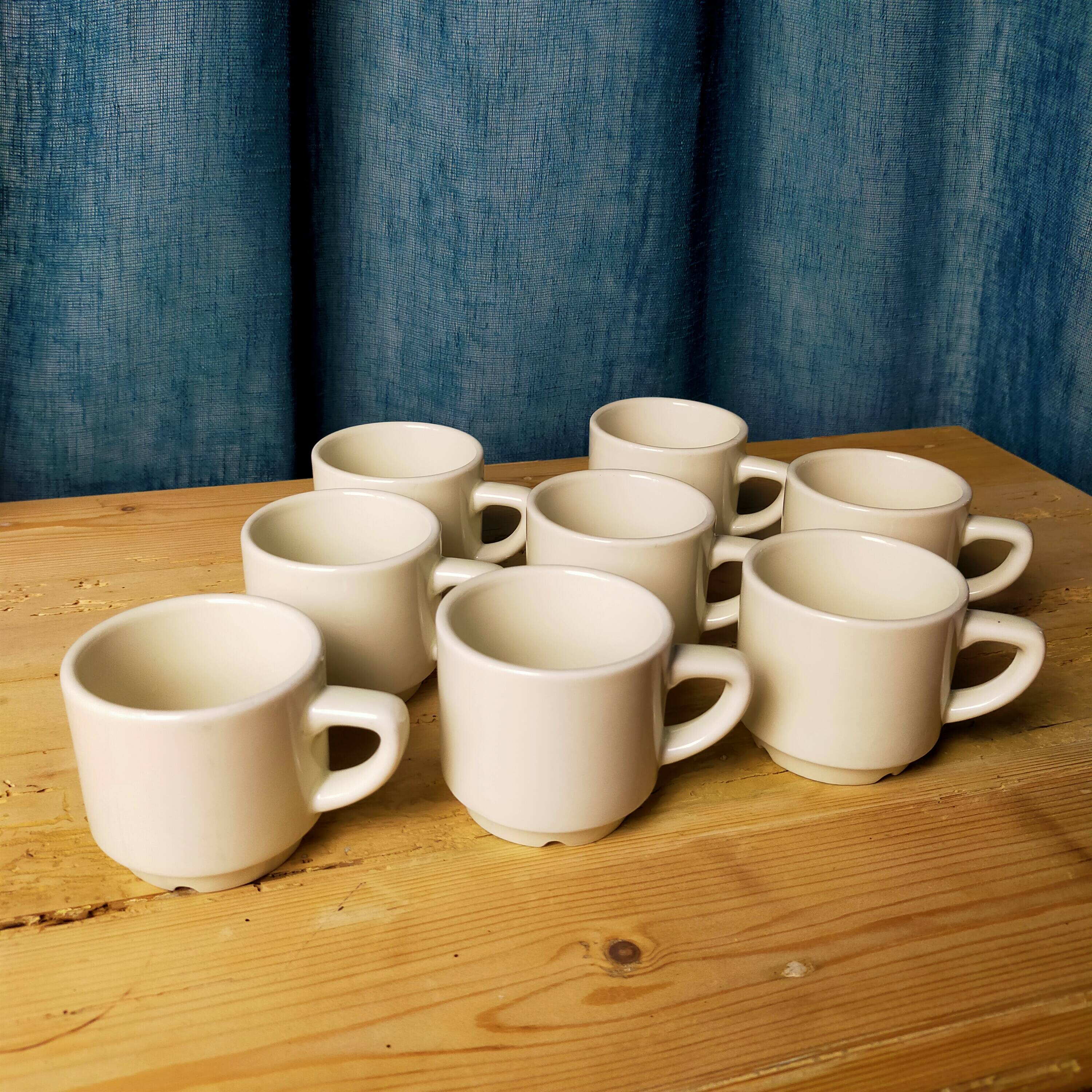 8 Apilco white bistro coffee cups