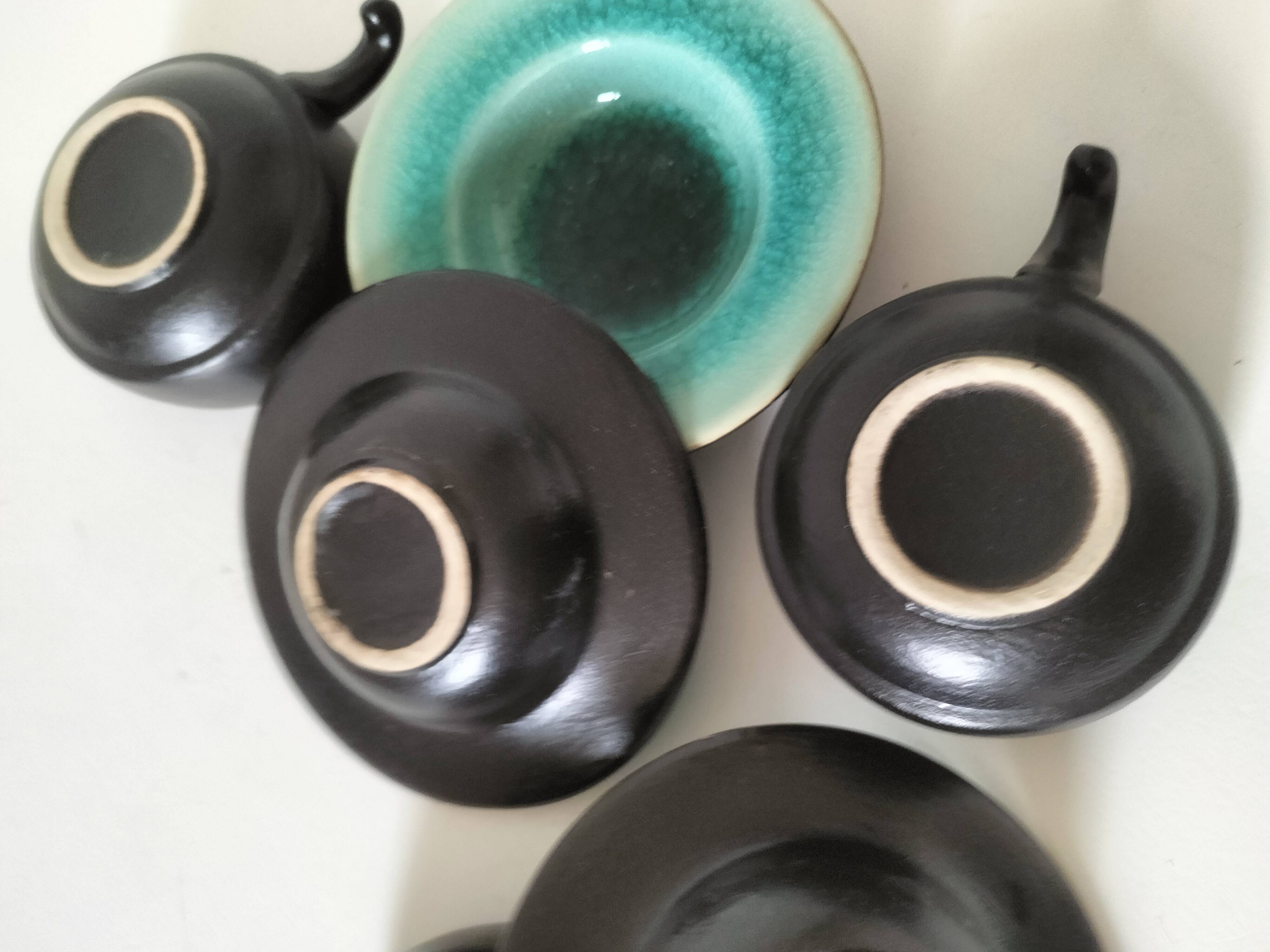 Set of three ceramic cups and saucers – crackled turquoise glaze