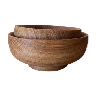 Set of 2 oak bowls