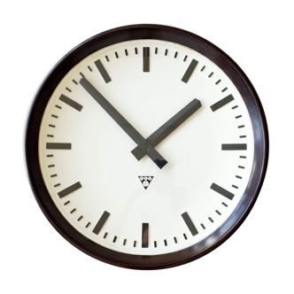 Bakelite Industrial Pragotron Station Clock, Czechoslovakia, 1960s