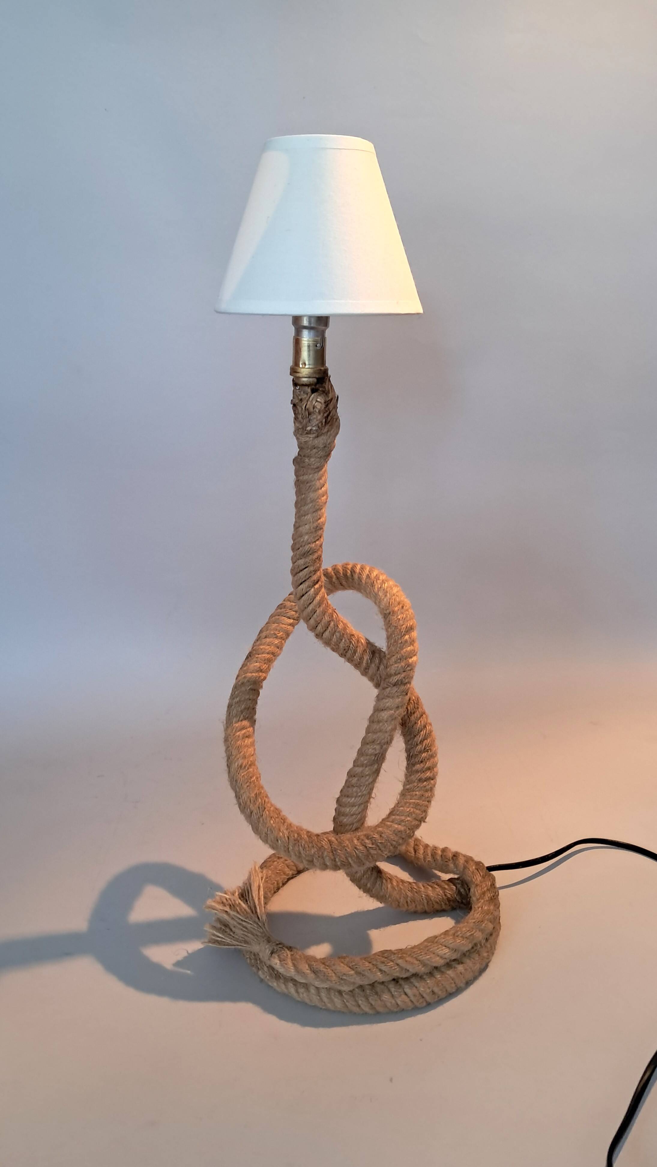 Lampe serpentine corde Vintage.