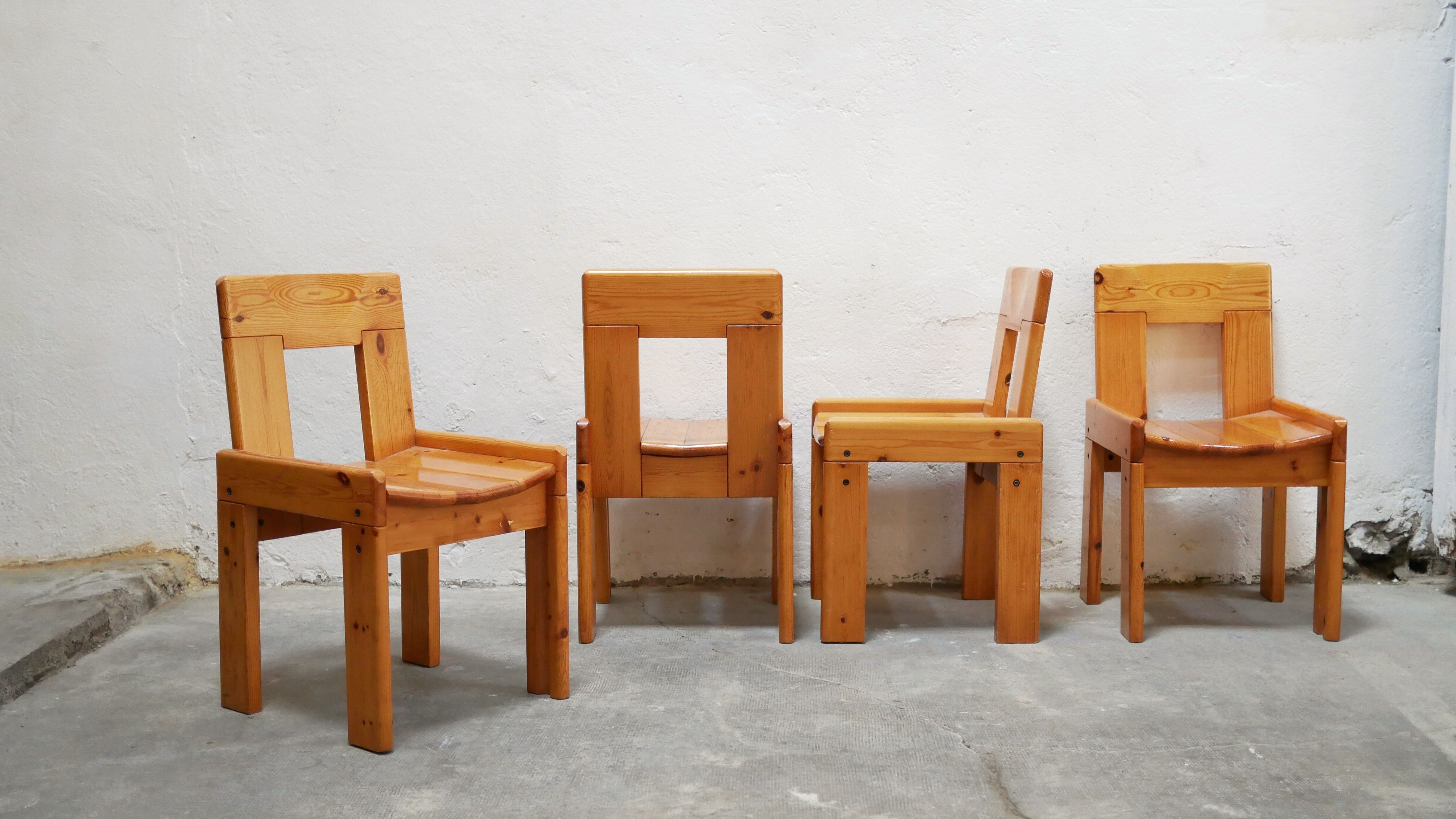 Vintage stretch dining table and 4 chairs by S. Coppola for Roche Bobois