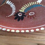 Flat terracotta plates