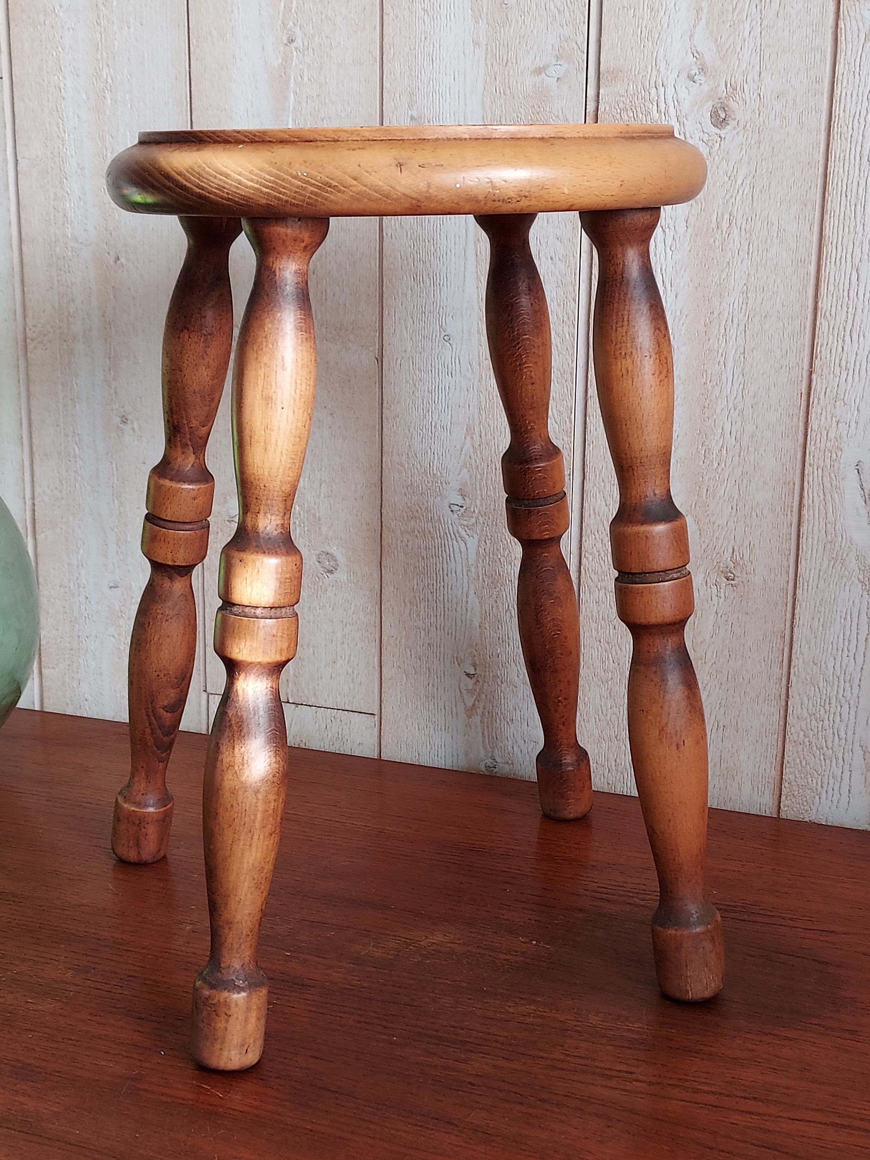 Stool style arts and cratfs