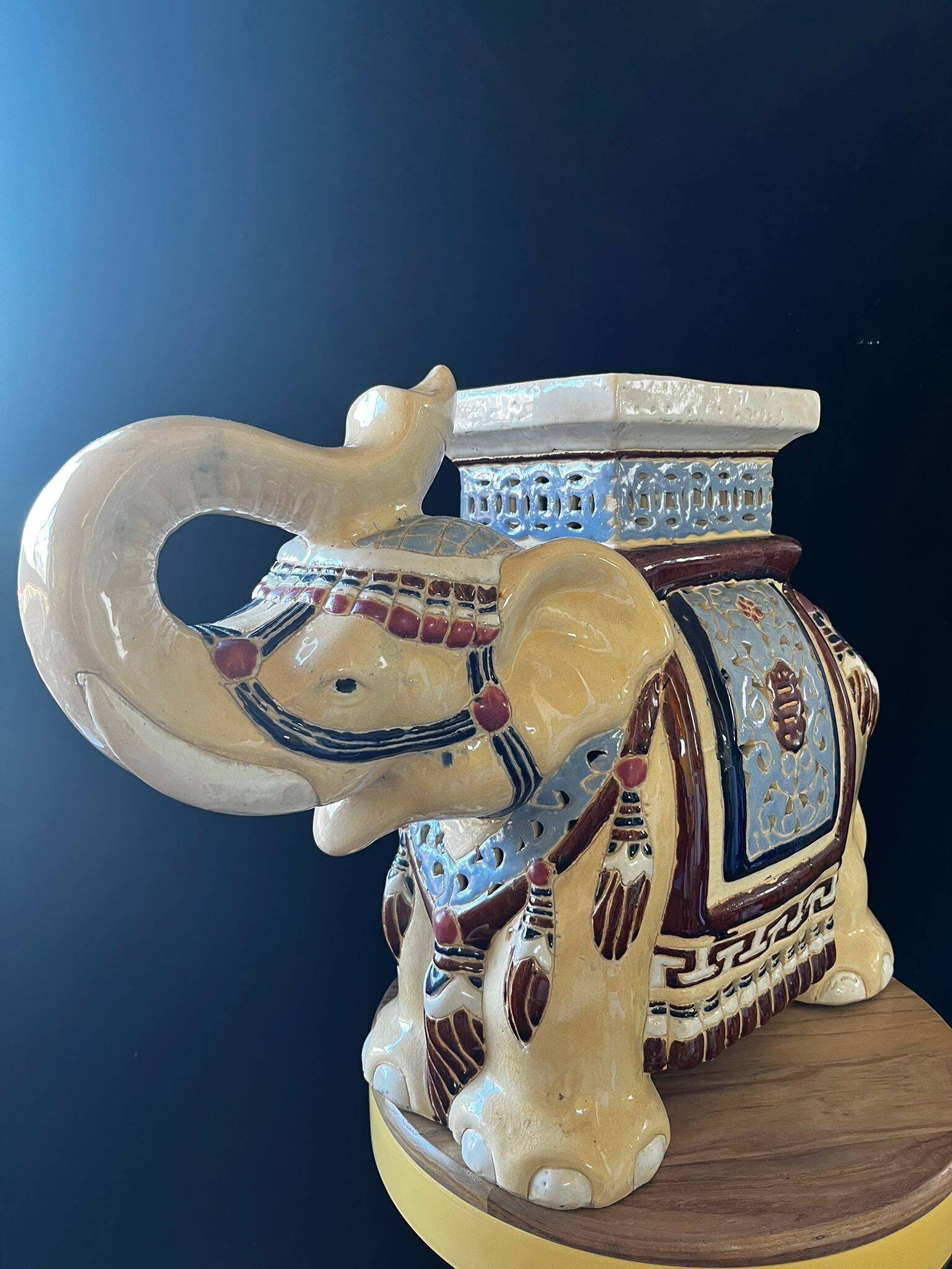 Elephant plant pot ceramic 1970s - xl - blue -