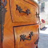 Louis XV chest of drawers in rosewood marquetry