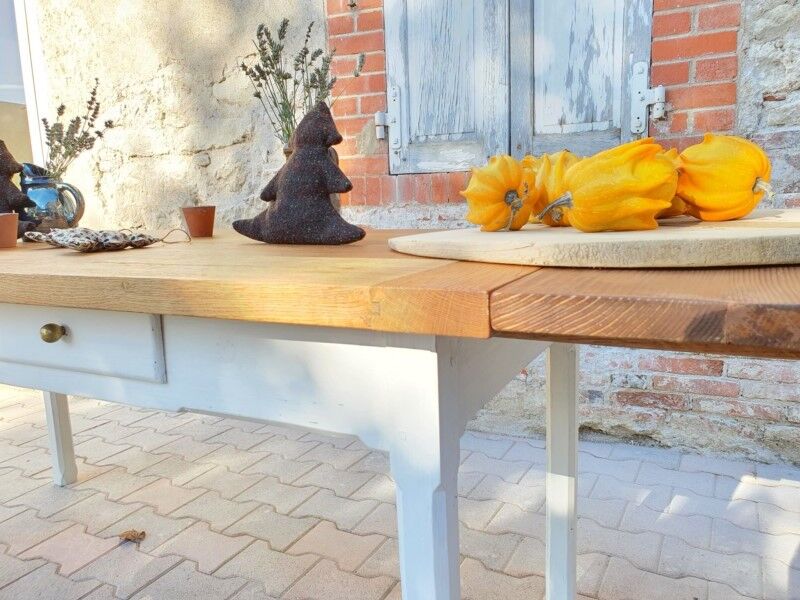 Farmhouse table