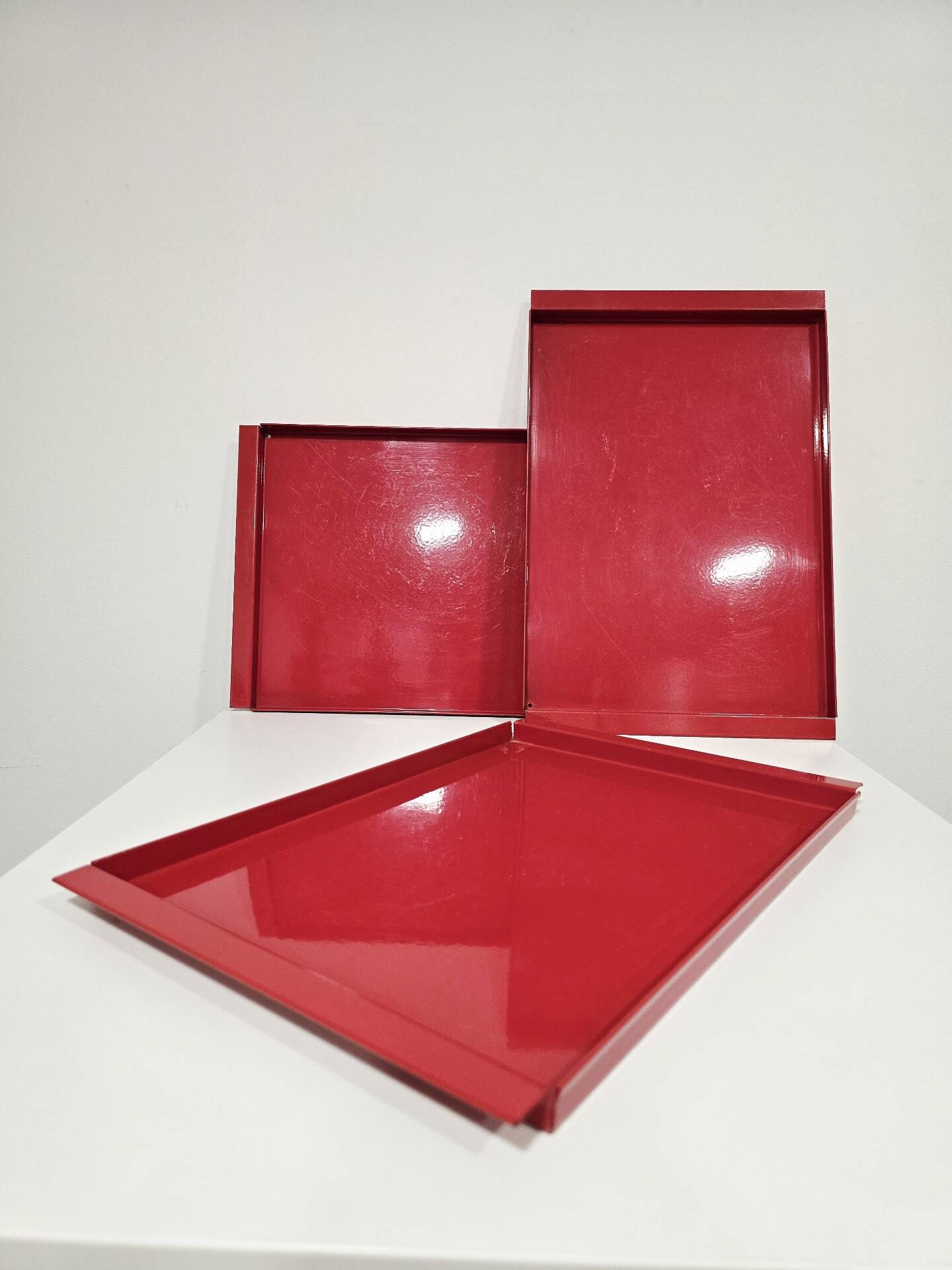 Vintage Italian Red Metal Trays / Mid-Century Modern Decorative Servin