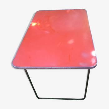 Authentic foldable camping table