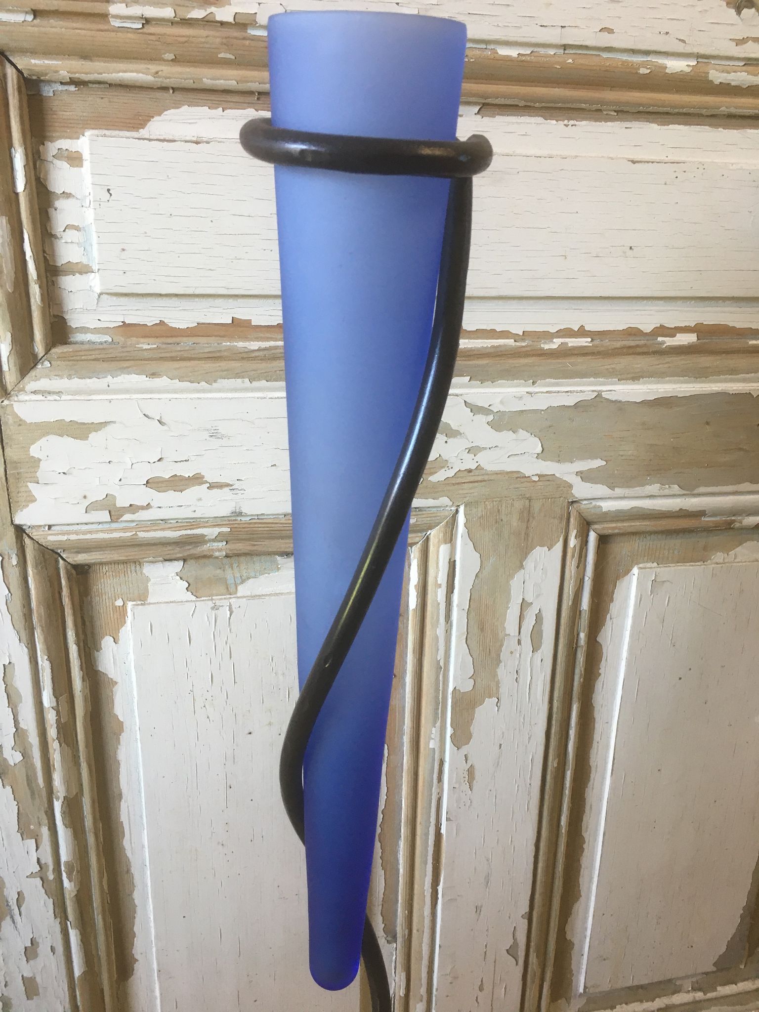 Vase/soliflore de sol sur pied en métal