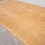 Farm table