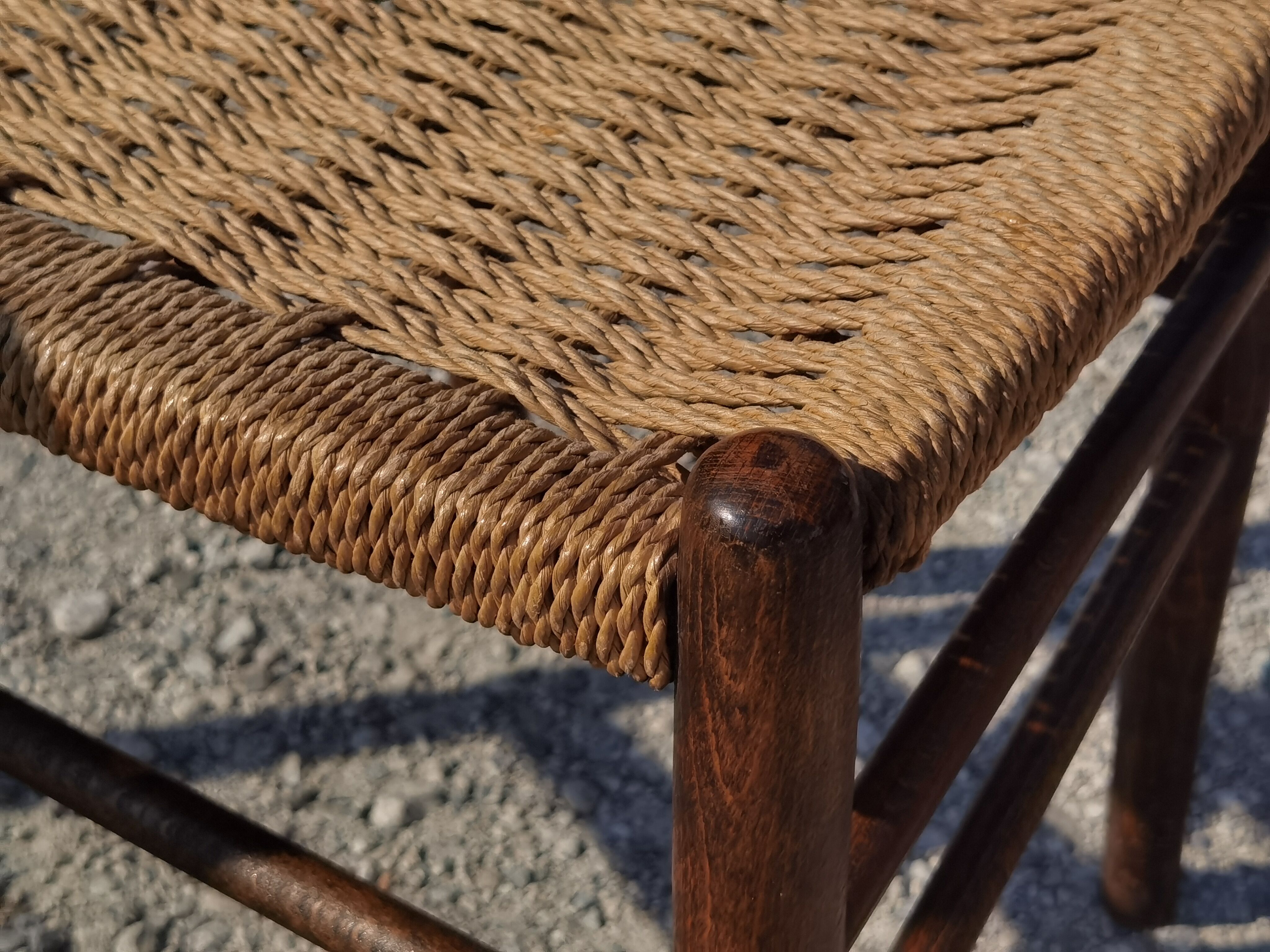 Set of 4 wooden chairs and rope