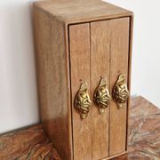 Small storage chest of drawers in oak and brass - 1900s period