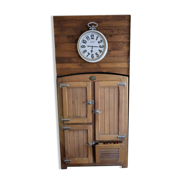 Armoire frigorifique en chêne massif Gelkit.