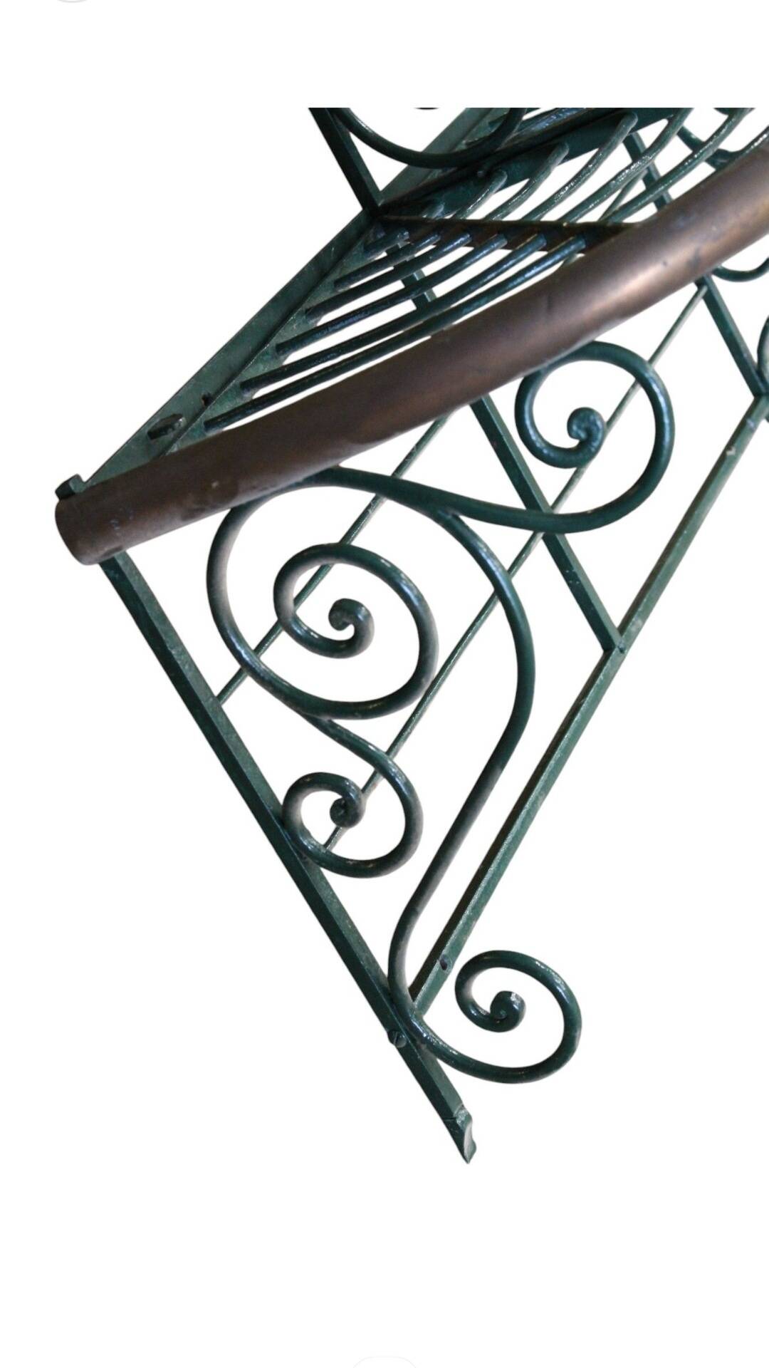 Half-moon wall shelf