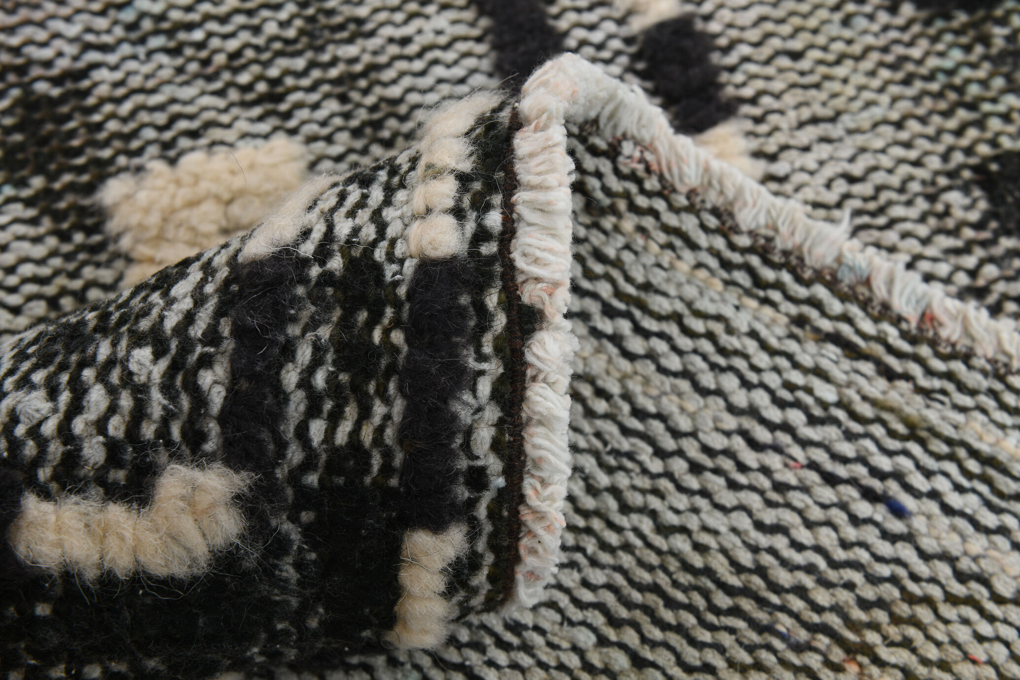 3x9 handmade pom pom vintage runner rug 285x73cm