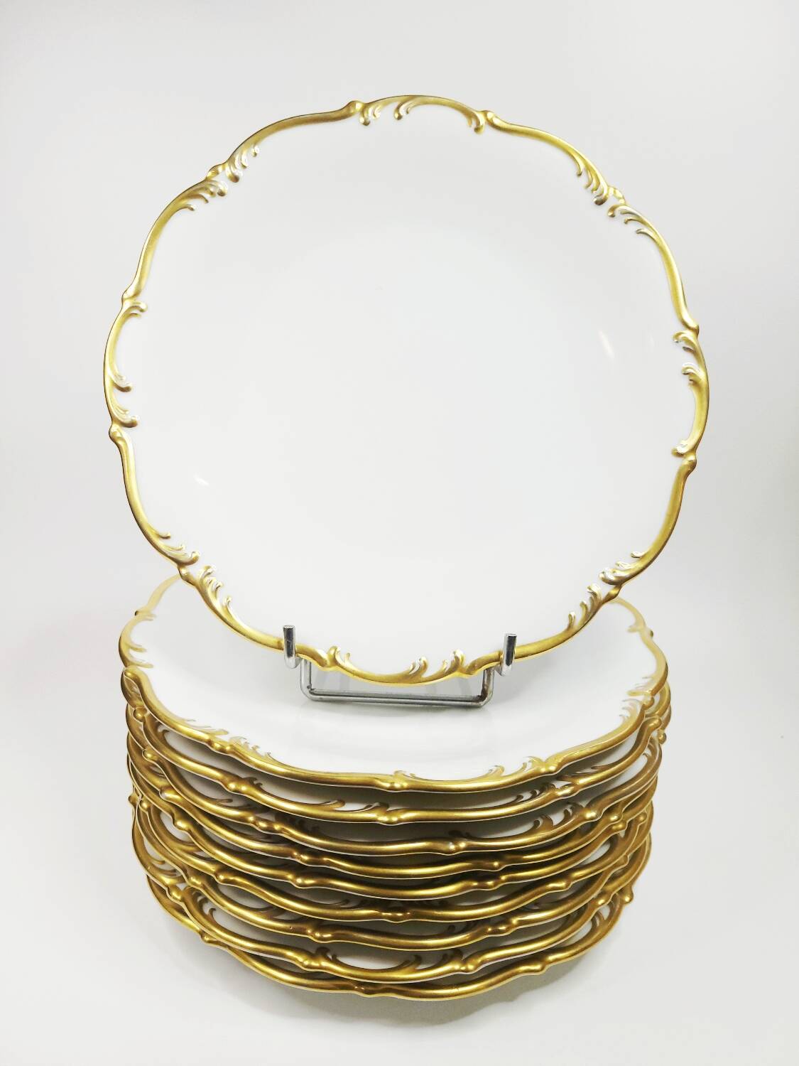 Pair of antique flat plates in gilded porcelain – Tirschenreuth