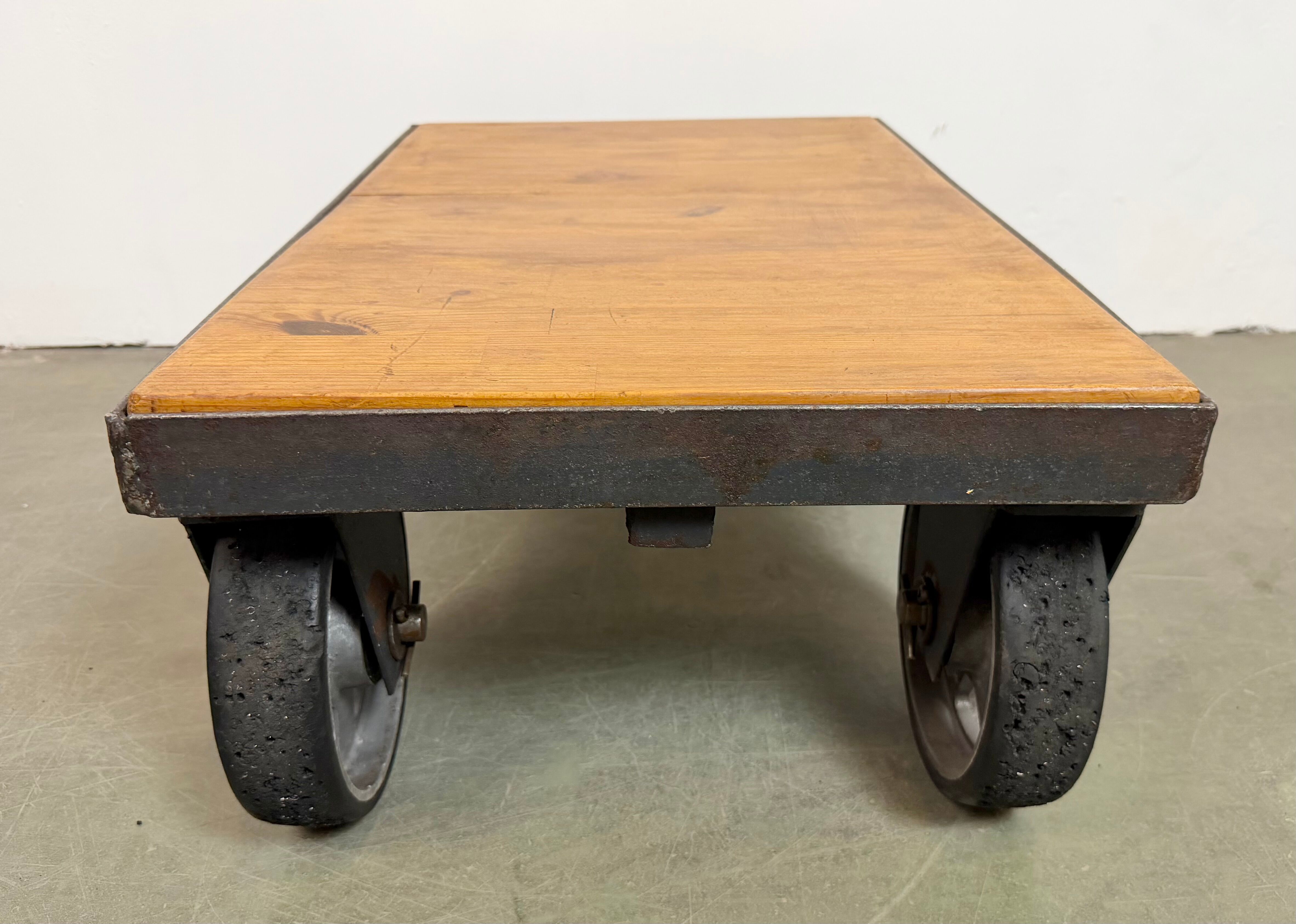 Black Industrial Coffee Table Cart, 1960s
