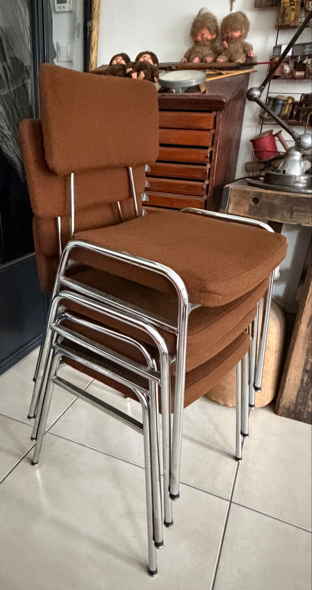 Set of 4 tubular chairs in chrome metal – Mid Century style