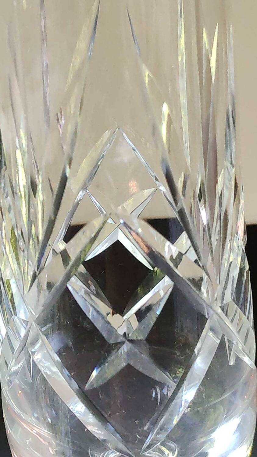 Crystal soliflore vase. Crisscross/leafy patterns. High 24 cm