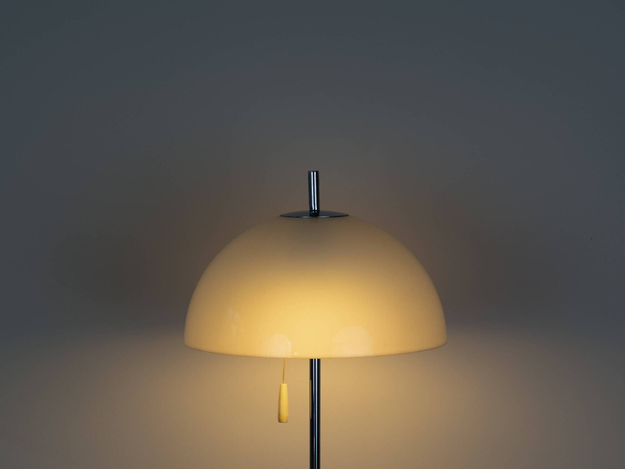 Vintage Frank Bentler Wila Desk Lamp, White, German Mid-Century Modern Desi