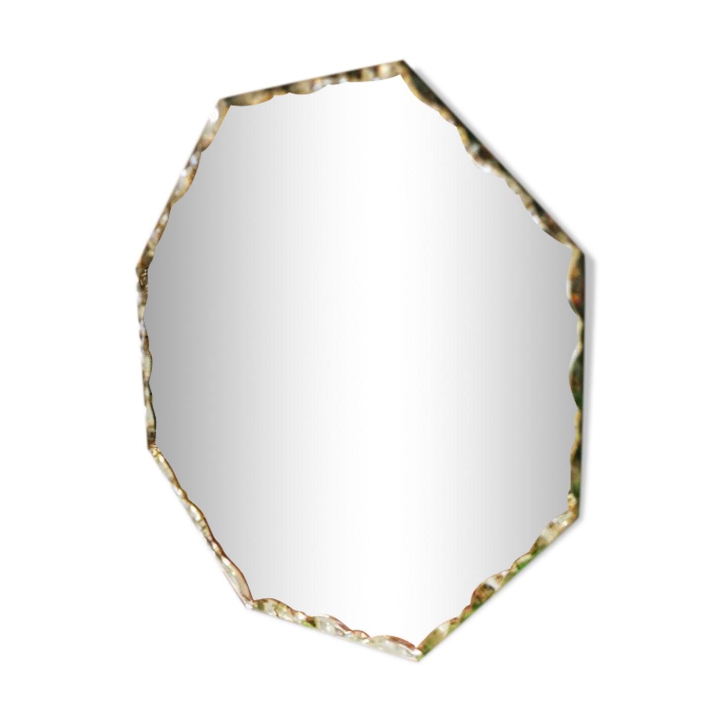 Bevelled mirror