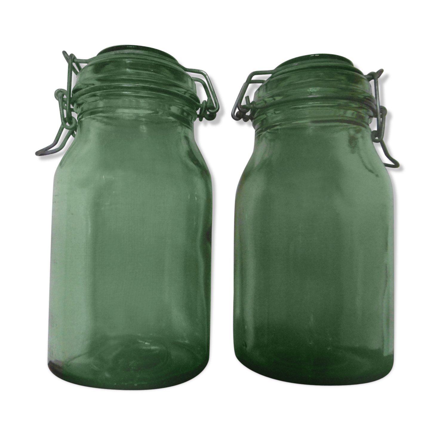 Lot of two old green jars