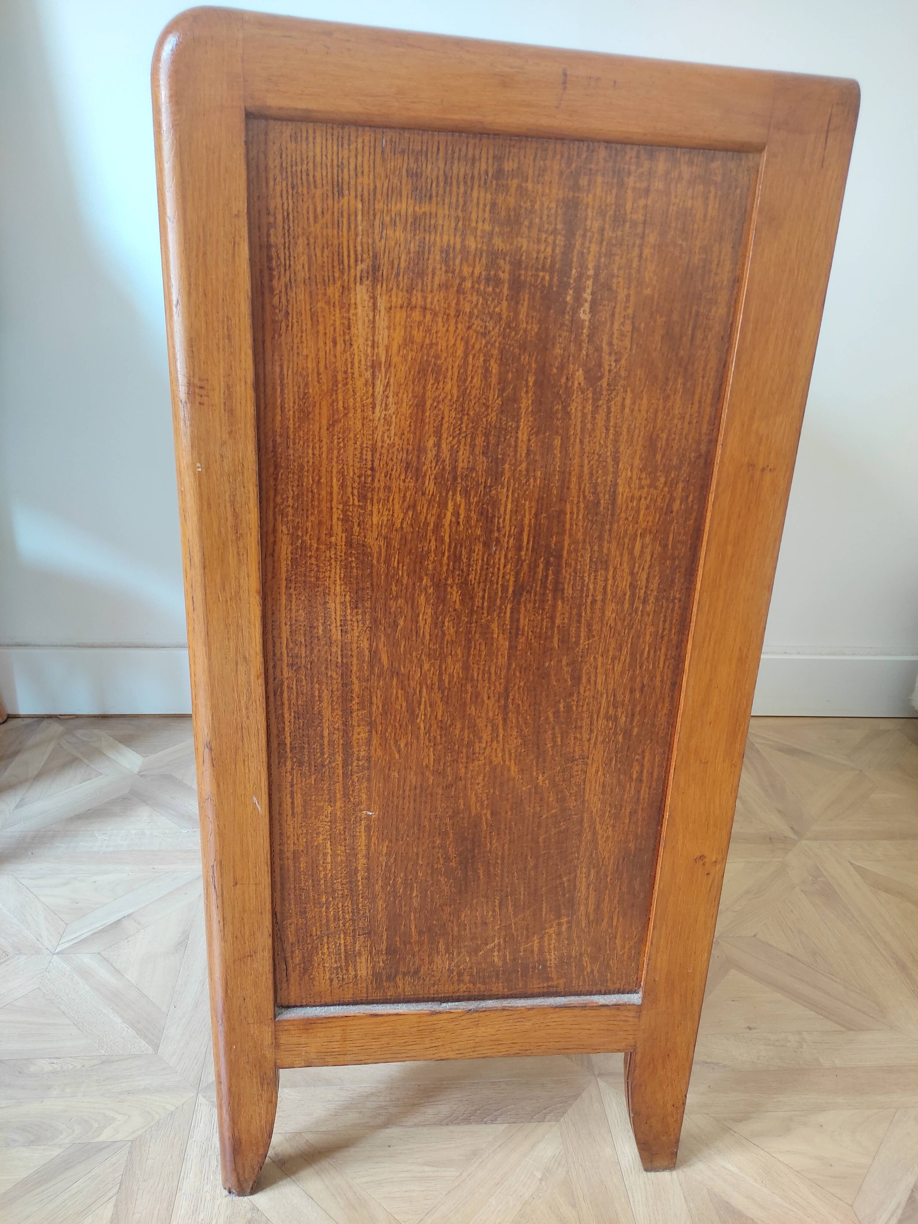 Vintage chest of drawers