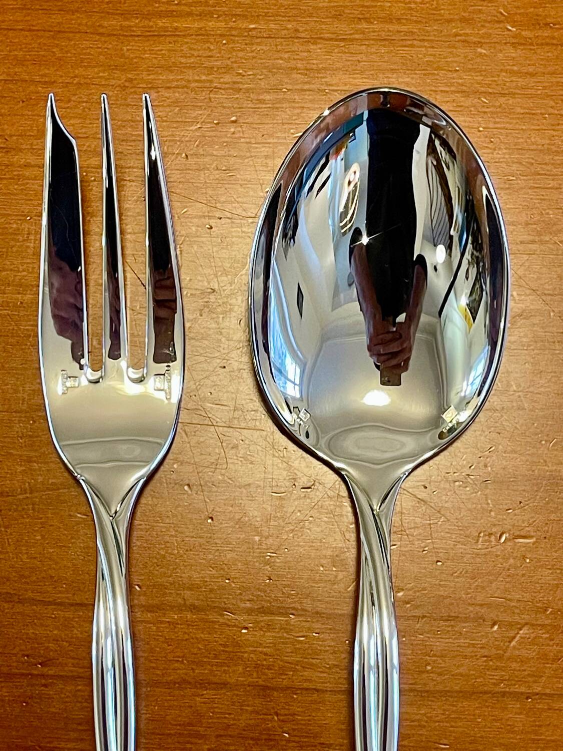 Christofle Galéa, 2 serving cutlery in very good condition.