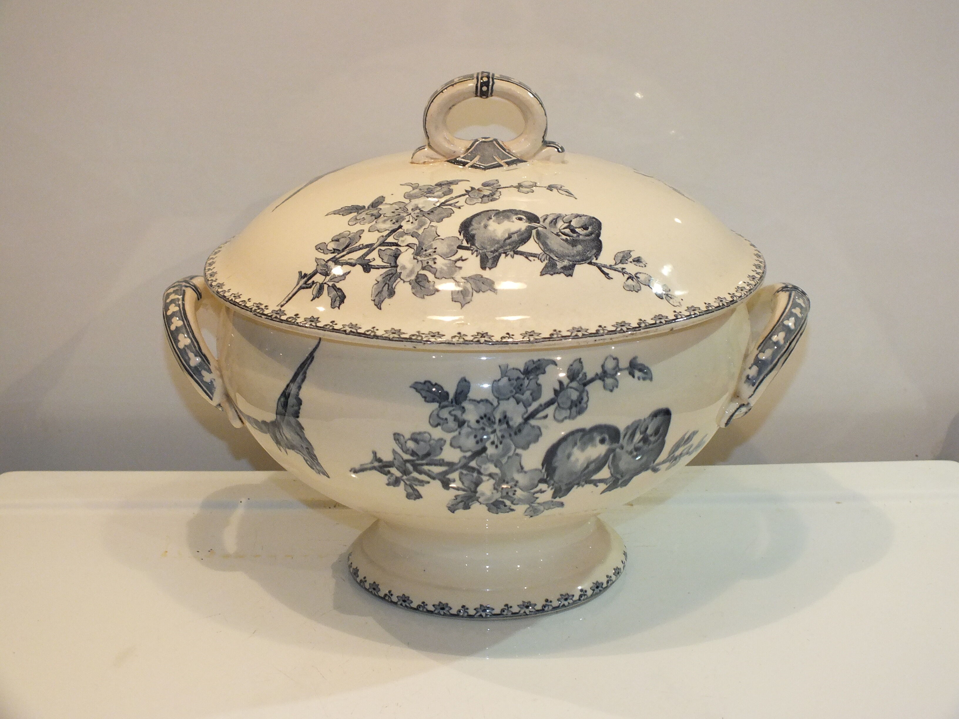 Tureen Sarreguemines & Digoin model Favorite blue