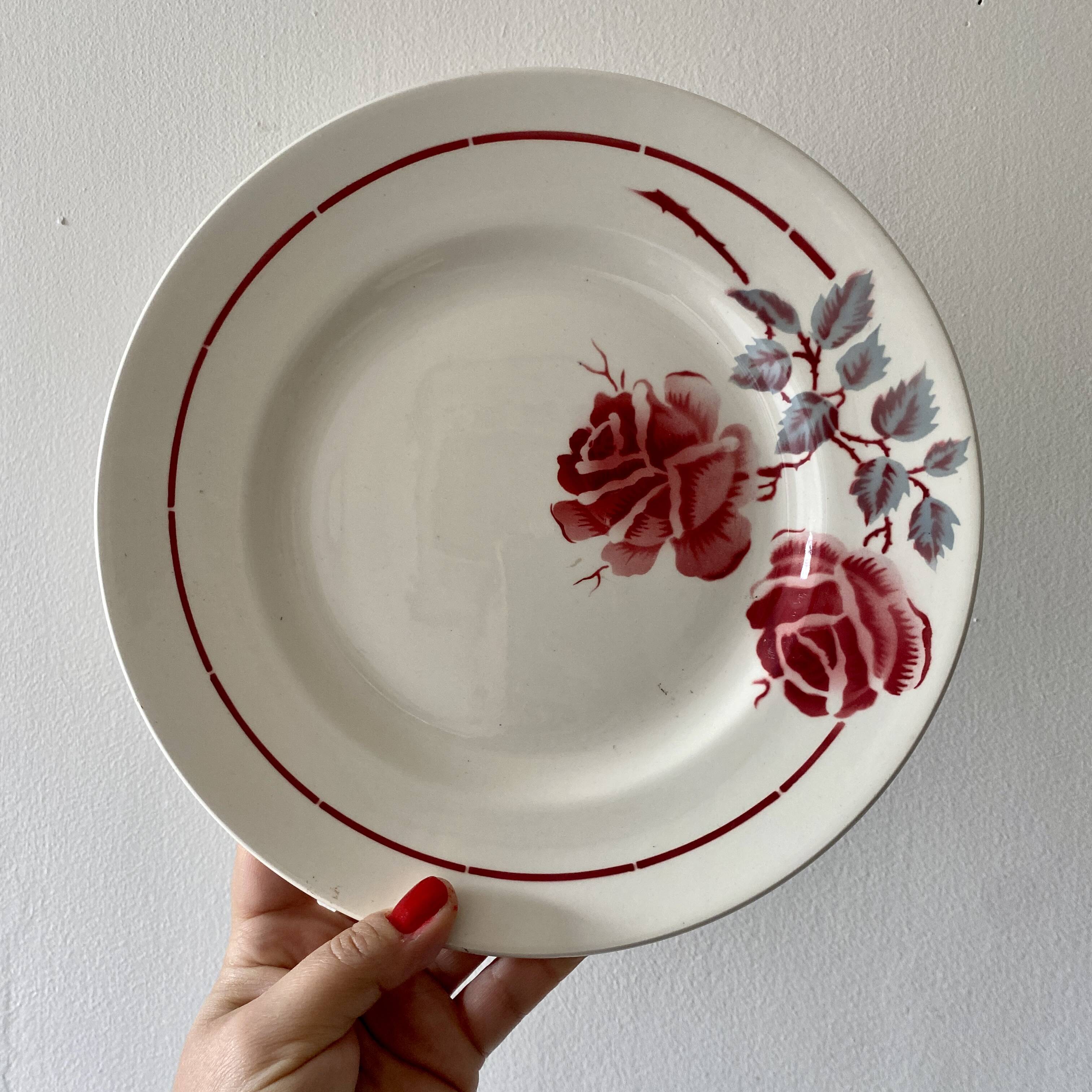 Set of 3 vintage iron clay dishes model 4205 from Saint Amand