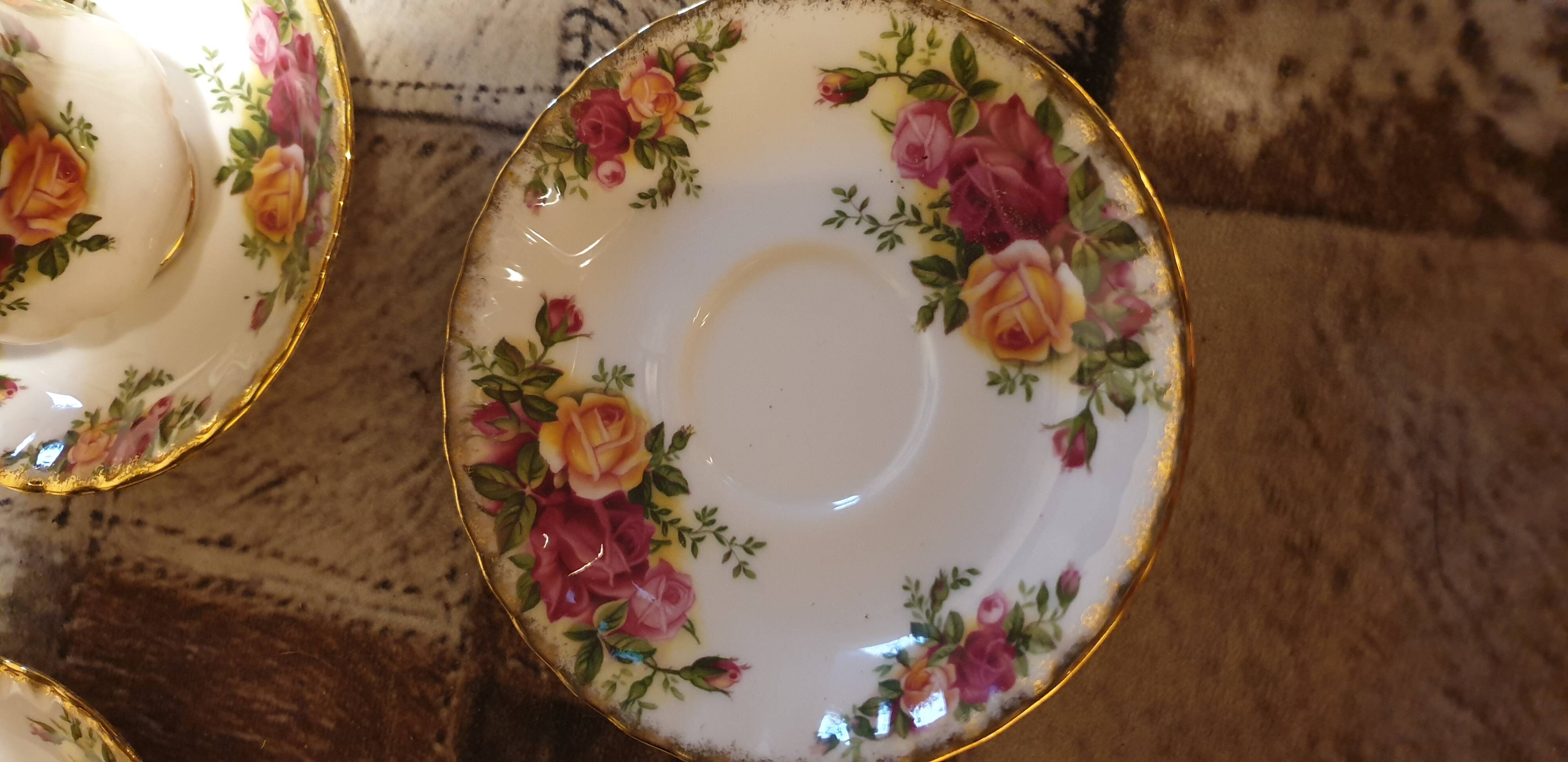 Old Country Roses fine porcelain coffee service - Royal Albert -