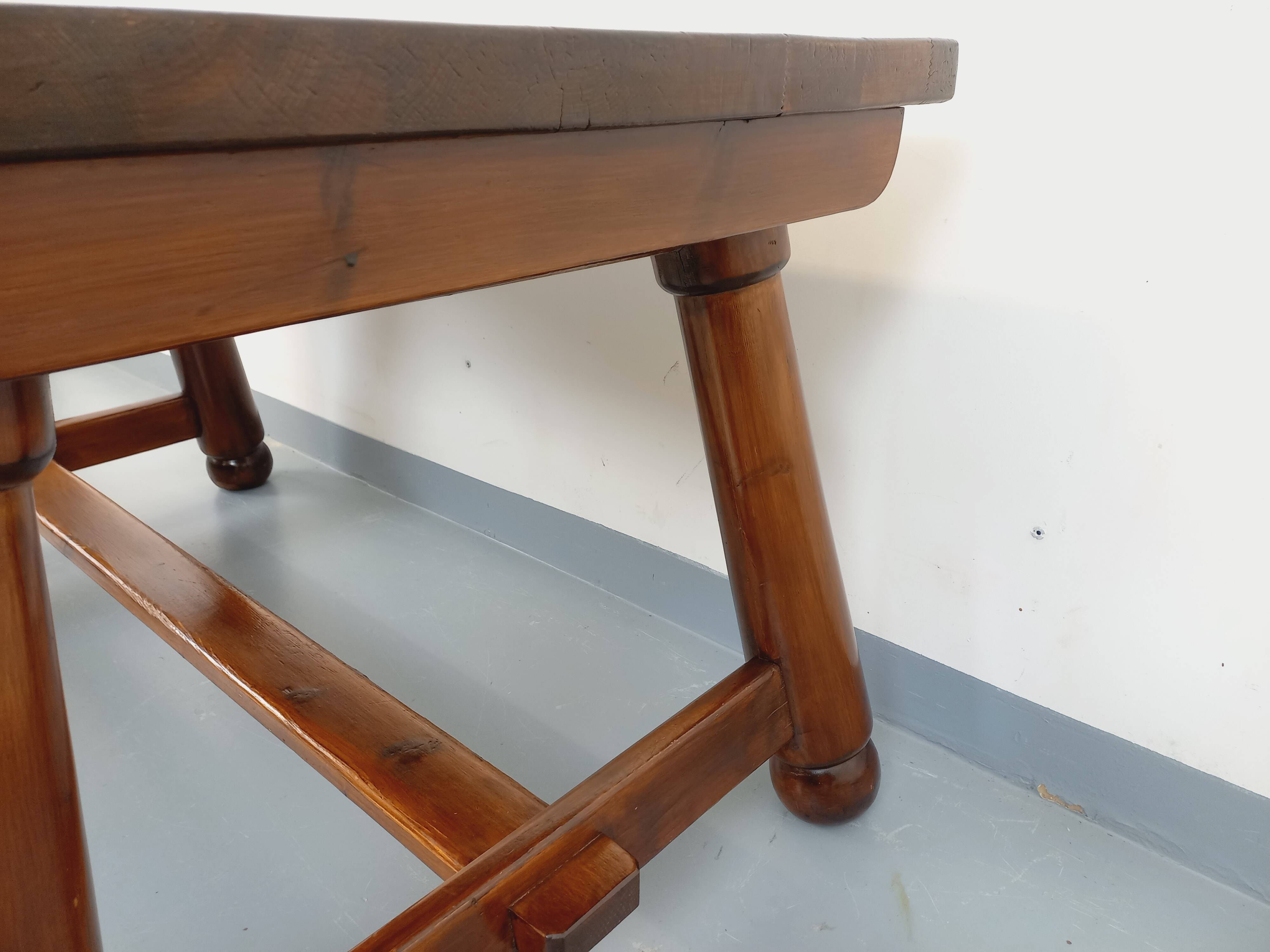 Brutalist rectangular dining table by Georges Robert in pine wood.