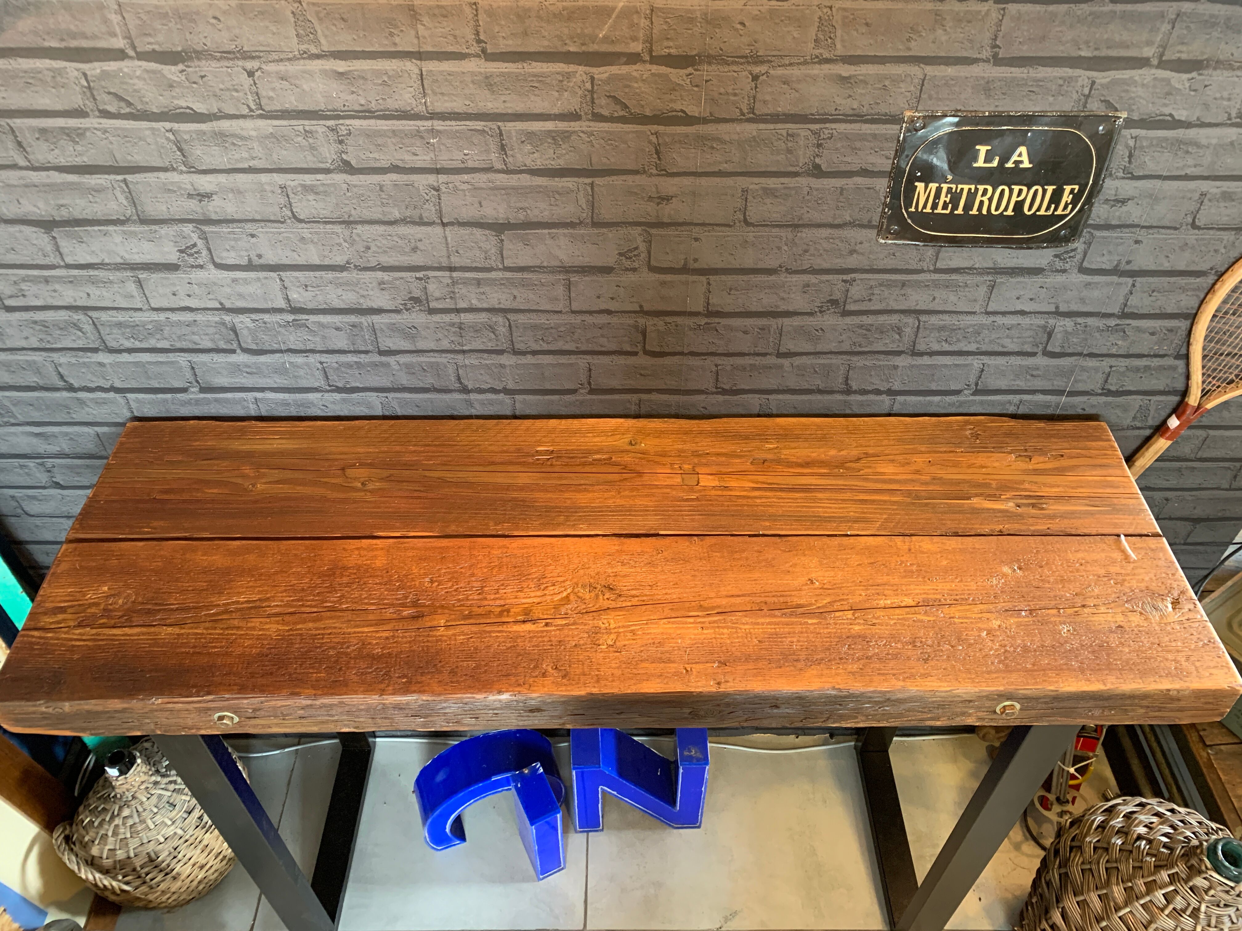 Industrial console