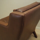 Fauteuil en cuir marron, design danois, années 1960, production: Danemark